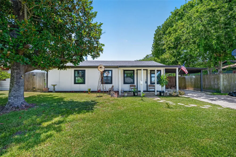 2110 Hillshire Drive Deer Park, TX 77536