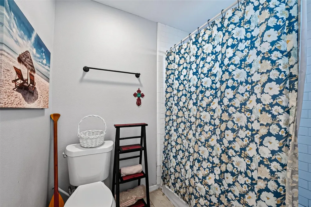 2110 Hillshire Drive Deer Park, TX 77536