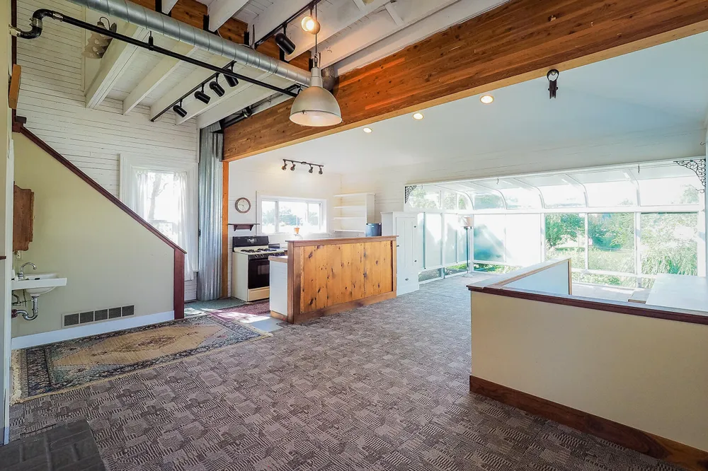 24 W Linden Street W Three Oaks, MI 49128