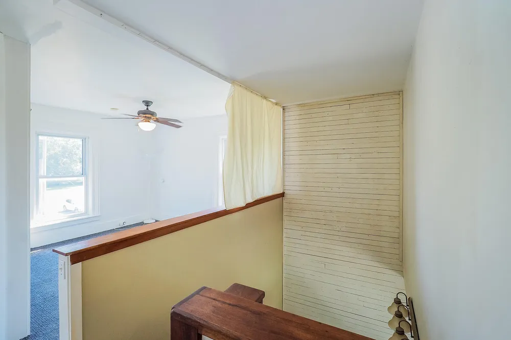 24 W Linden Street W Three Oaks, MI 49128