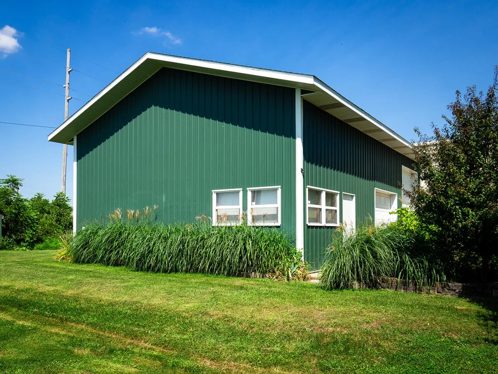 24 W Linden Street W Three Oaks, MI 49128