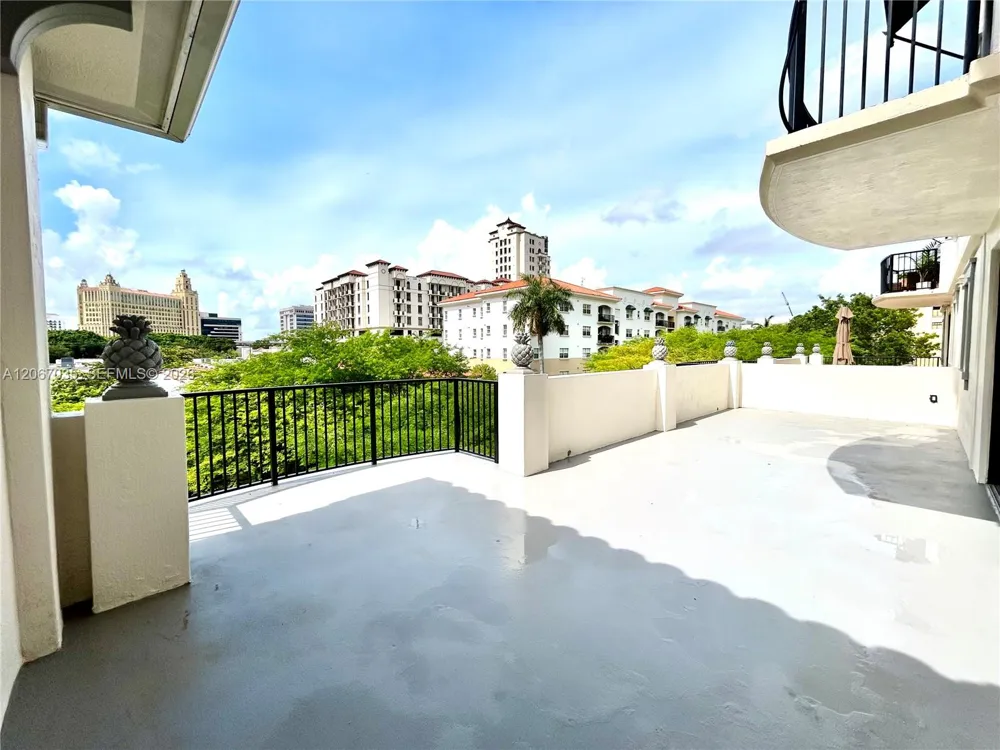 1650 Galiano St #307 Coral Gables, FL 33134
