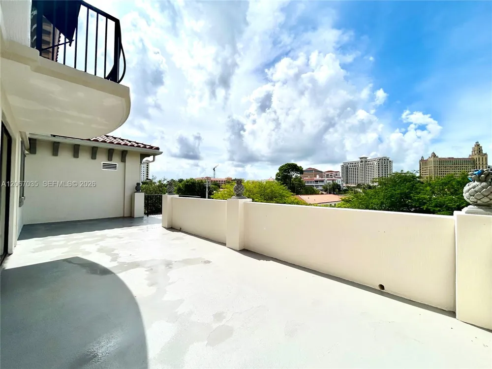 1650 Galiano St #307 Coral Gables, FL 33134