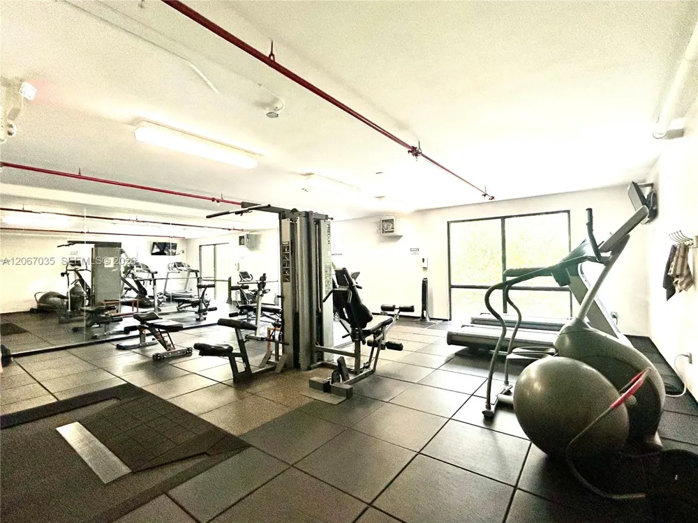 1650 Galiano St #307 Coral Gables, FL 33134