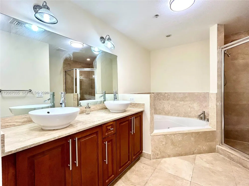 1650 Galiano St #307 Coral Gables, FL 33134