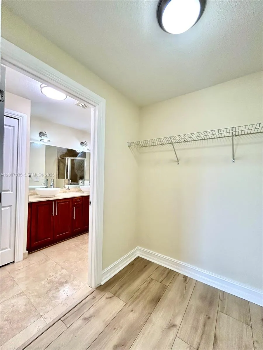 1650 Galiano St #307 Coral Gables, FL 33134