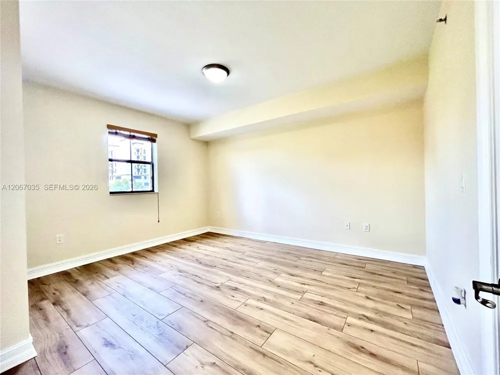 1650 Galiano St #307 Coral Gables, FL 33134