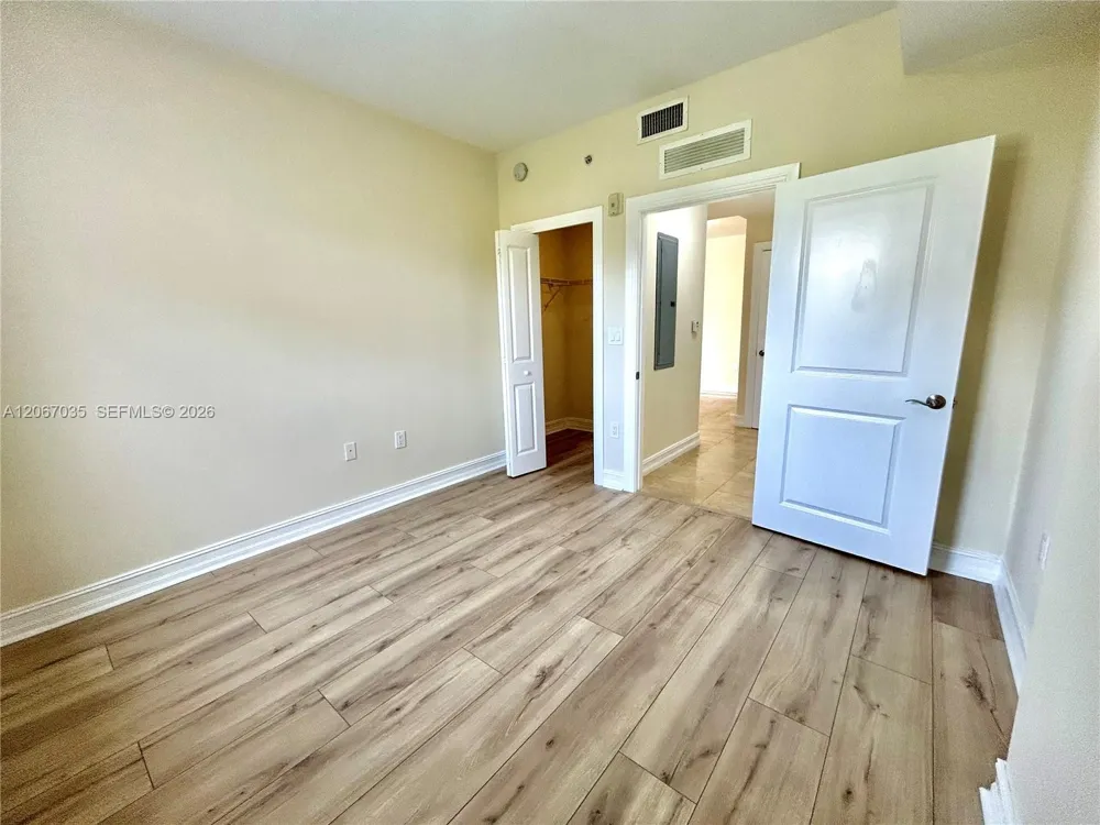 1650 Galiano St #307 Coral Gables, FL 33134