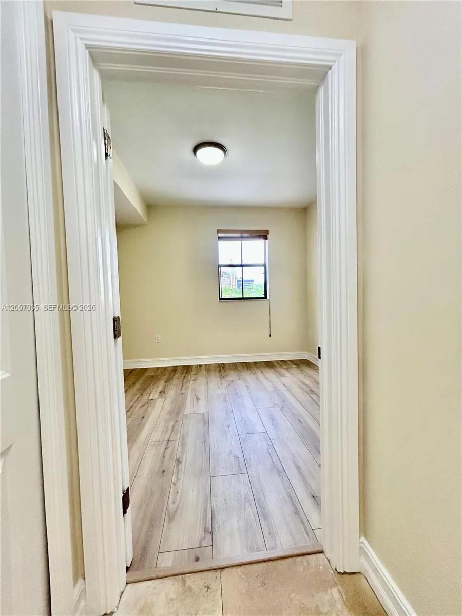 1650 Galiano St #307 Coral Gables, FL 33134