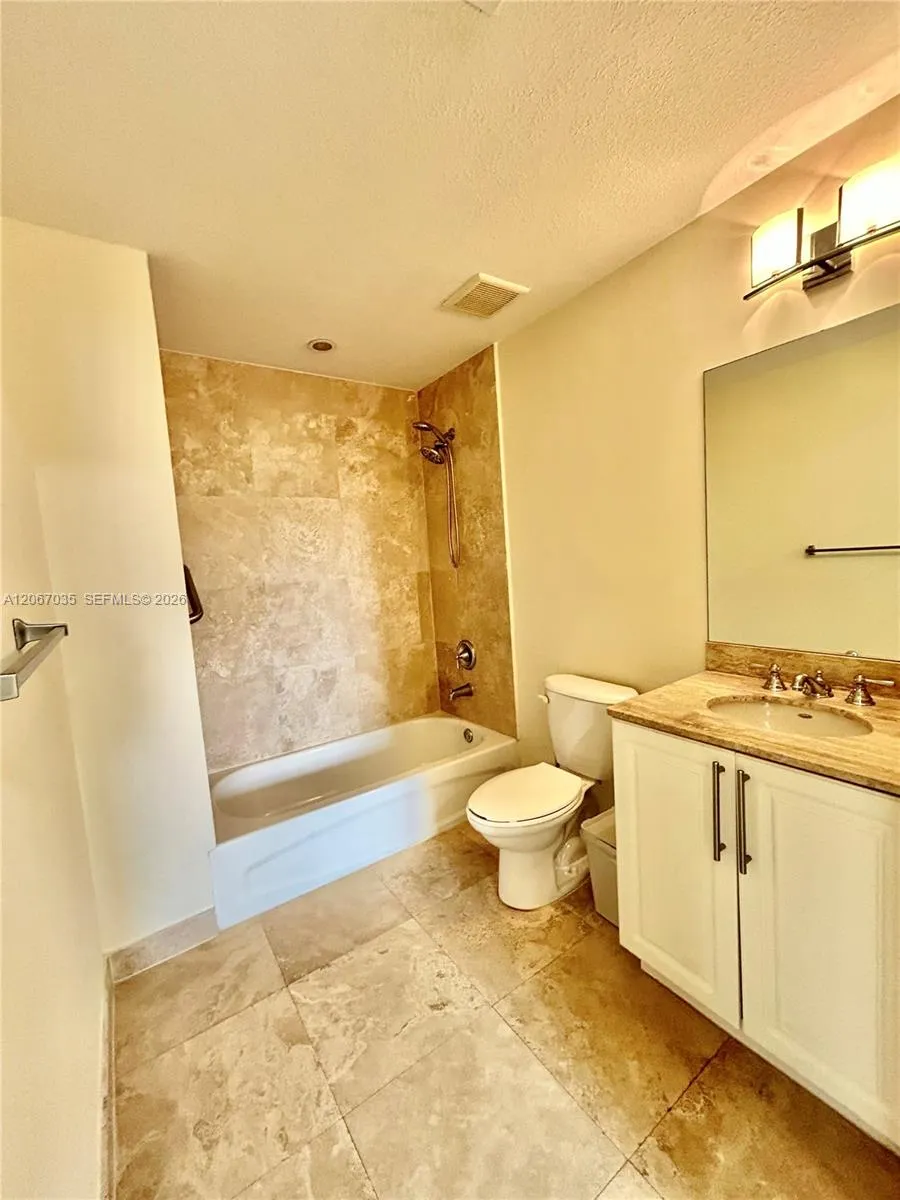 1650 Galiano St #307 Coral Gables, FL 33134