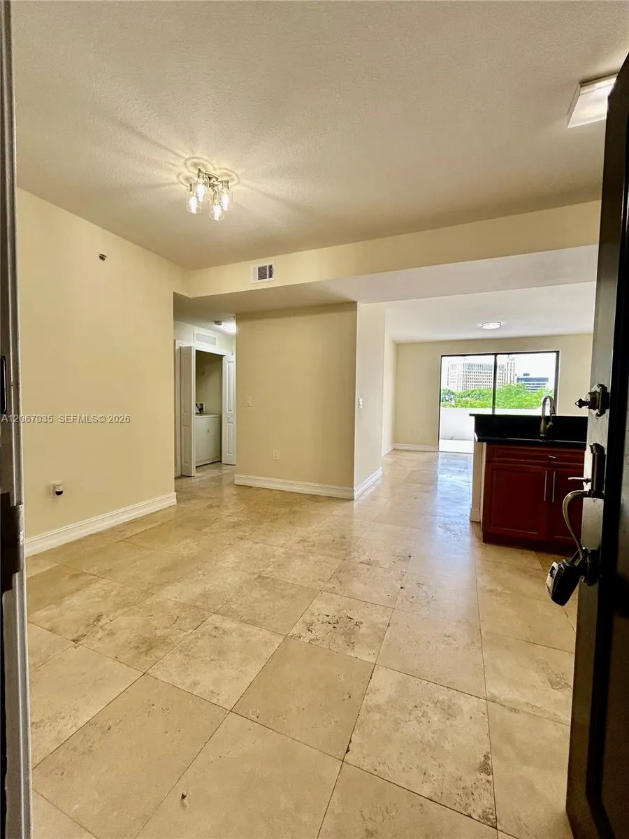 1650 Galiano St #307 Coral Gables, FL 33134