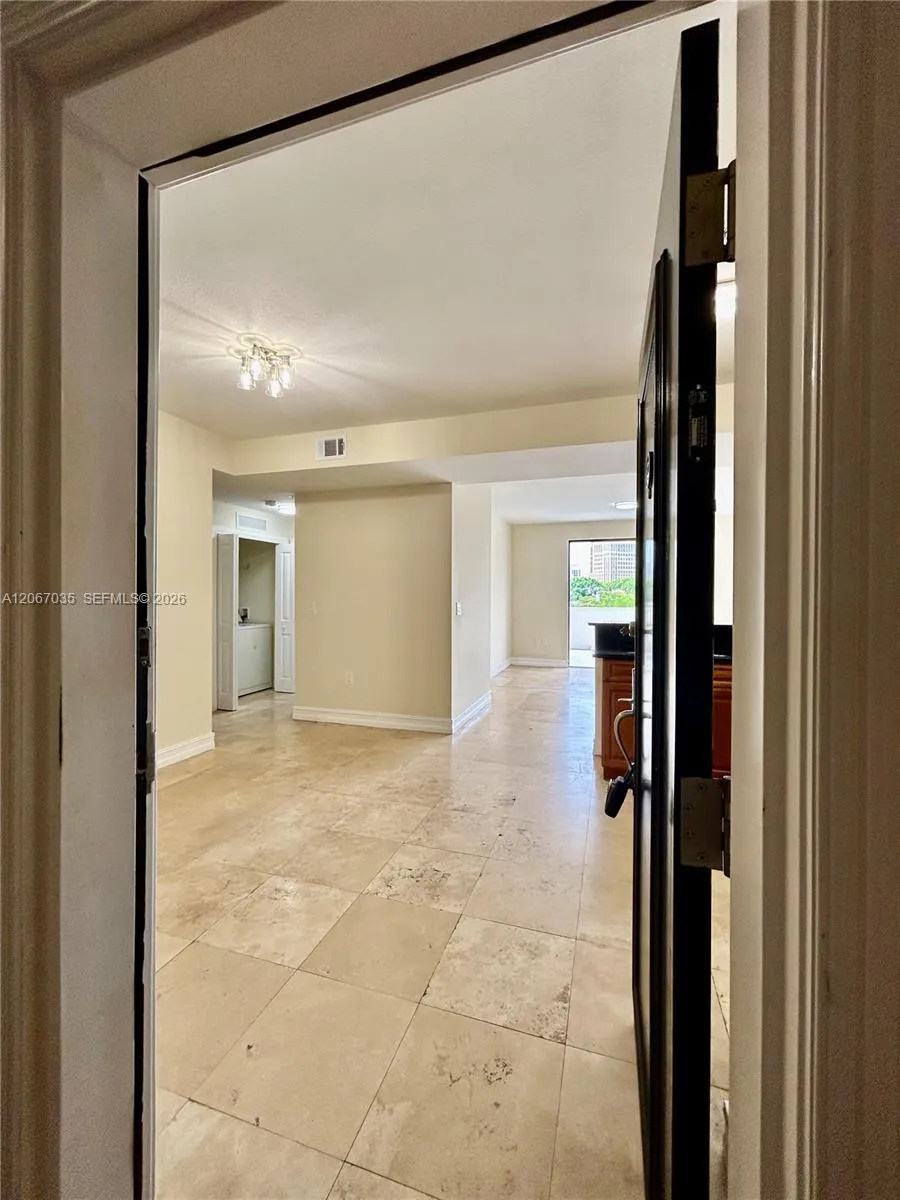 1650 Galiano St #307 Coral Gables, FL 33134