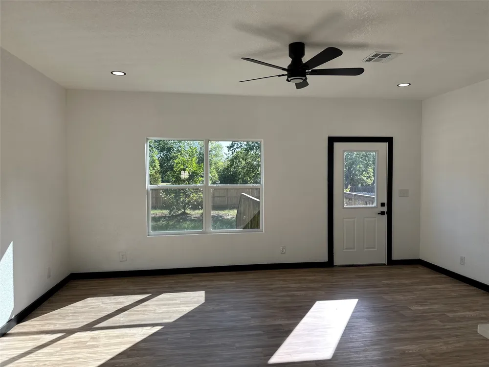 105 Pullen Street #A McGregor, TX 76657