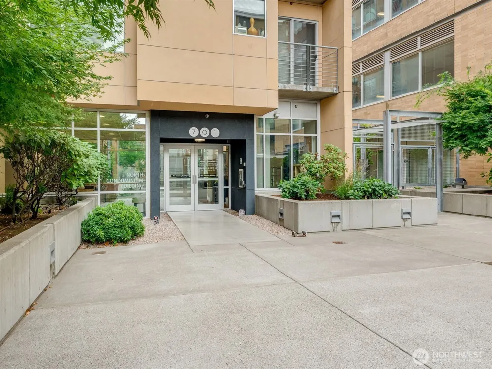 701 Columbia Street #414 Vancouver, WA 98660