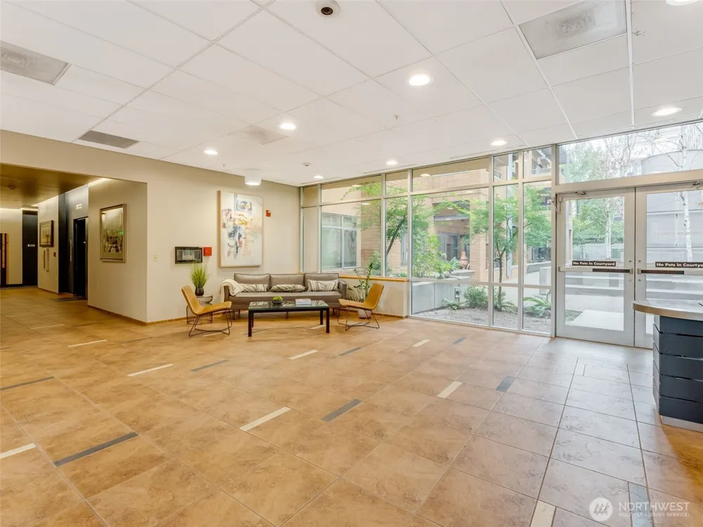701 Columbia Street #414 Vancouver, WA 98660