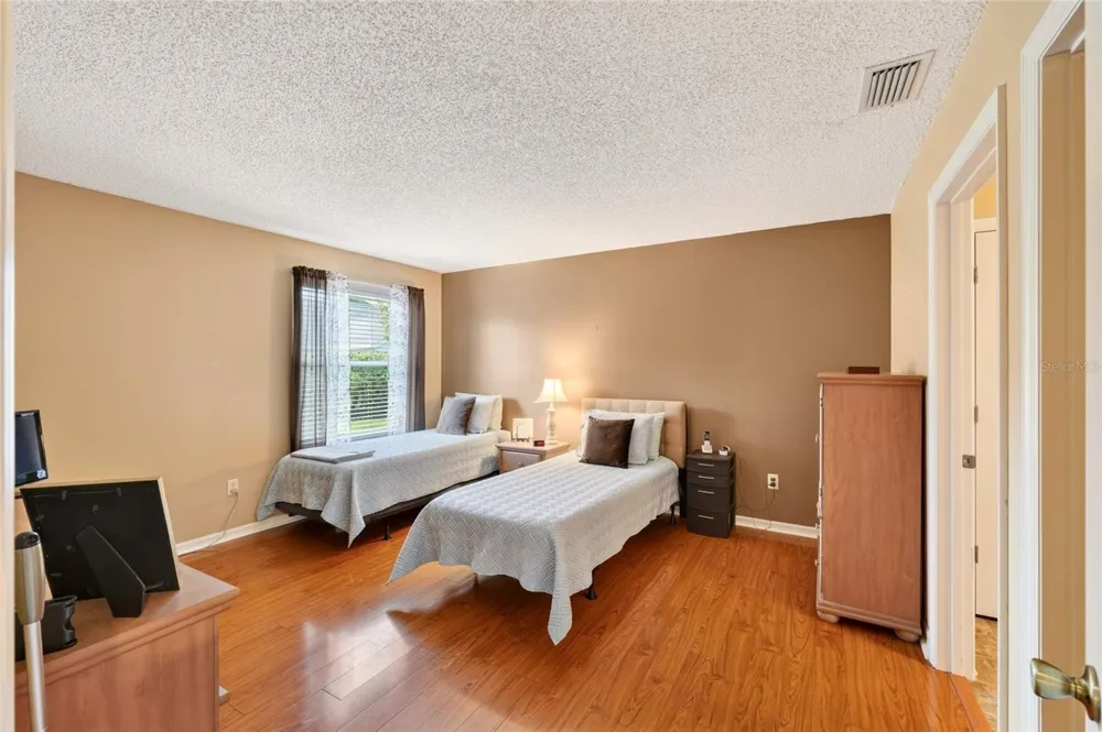 1952 ARDMORE WAY The Villages, FL 32162