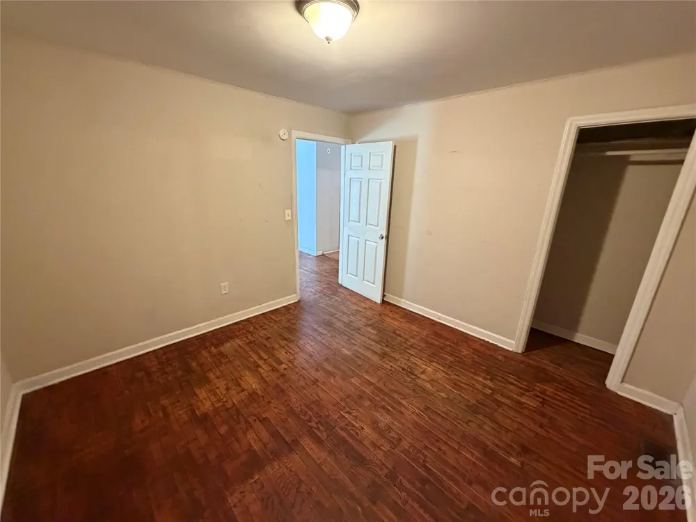 2558 Milton Avenue Gastonia, NC 28052