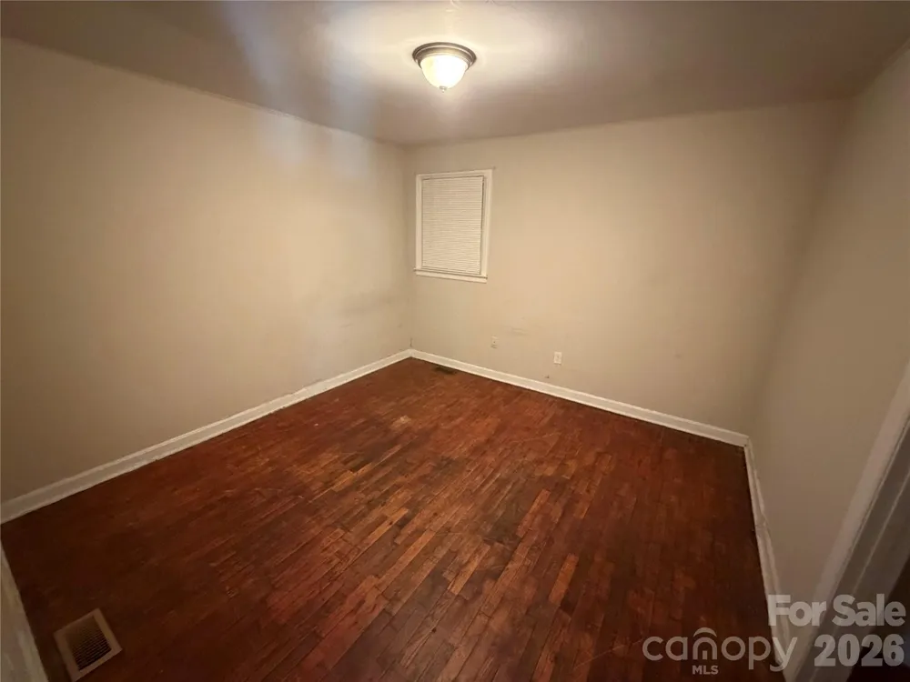 2558 Milton Avenue Gastonia, NC 28052