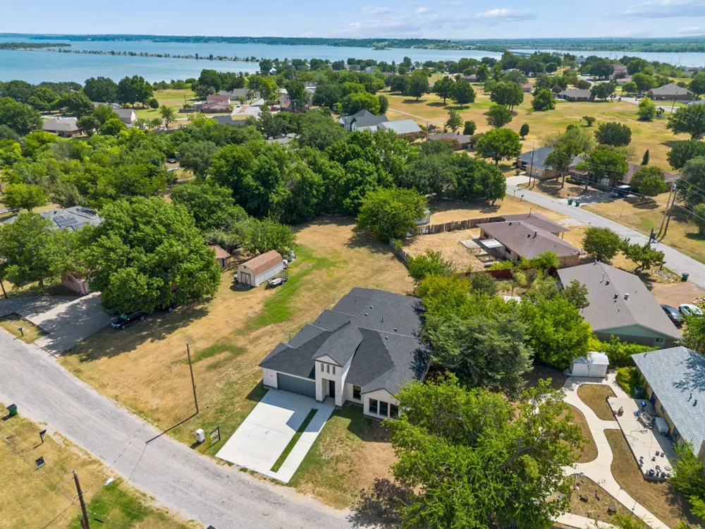 126 Port O Call Court Runaway Bay, TX 76426