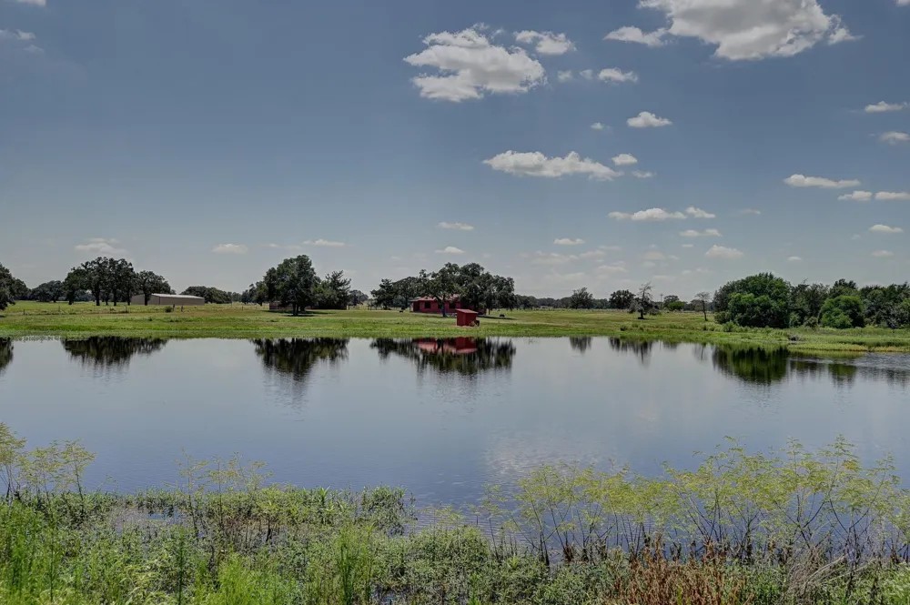 1231 County Road 131 Ledbetter, TX 78946