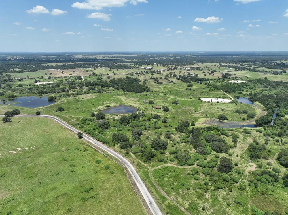 1231 County Road 131 Ledbetter, TX 78946