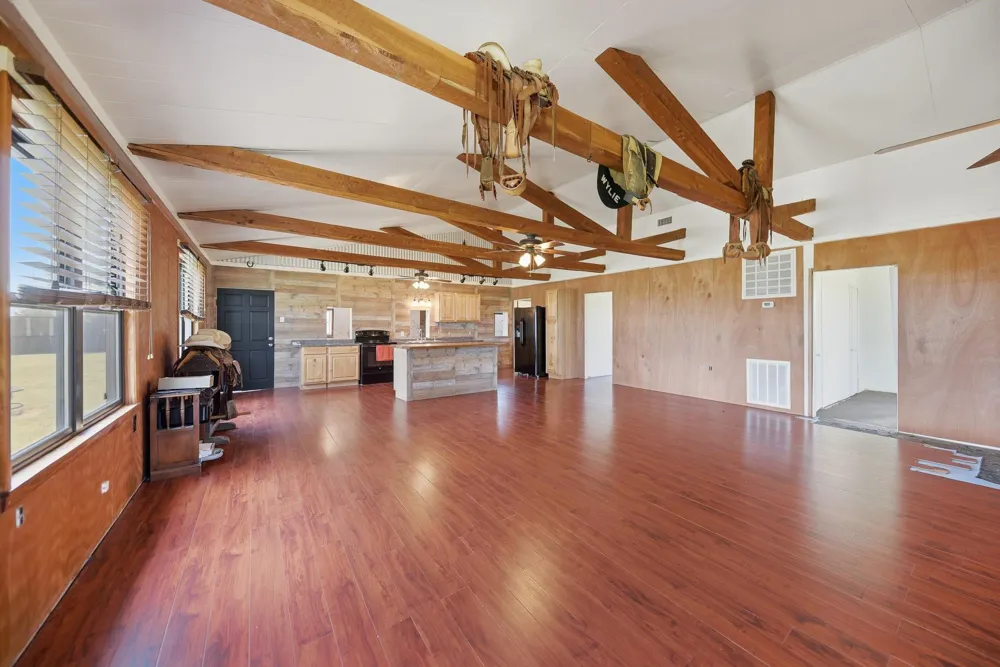 1231 County Road 131 Ledbetter, TX 78946