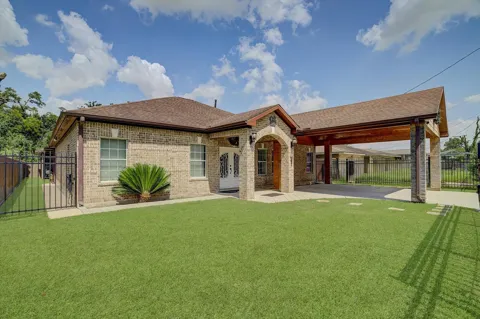 8701 Lawnridge Street