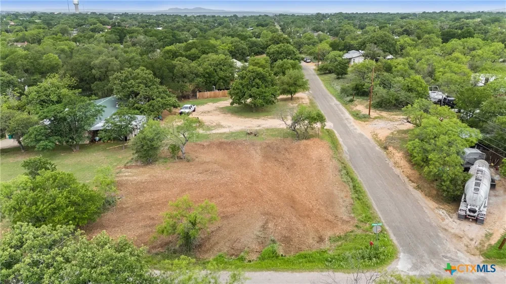 336 E Stonecastle Drive Granite Shoals, TX 78654