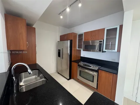 18800 NE 29 AV #1005