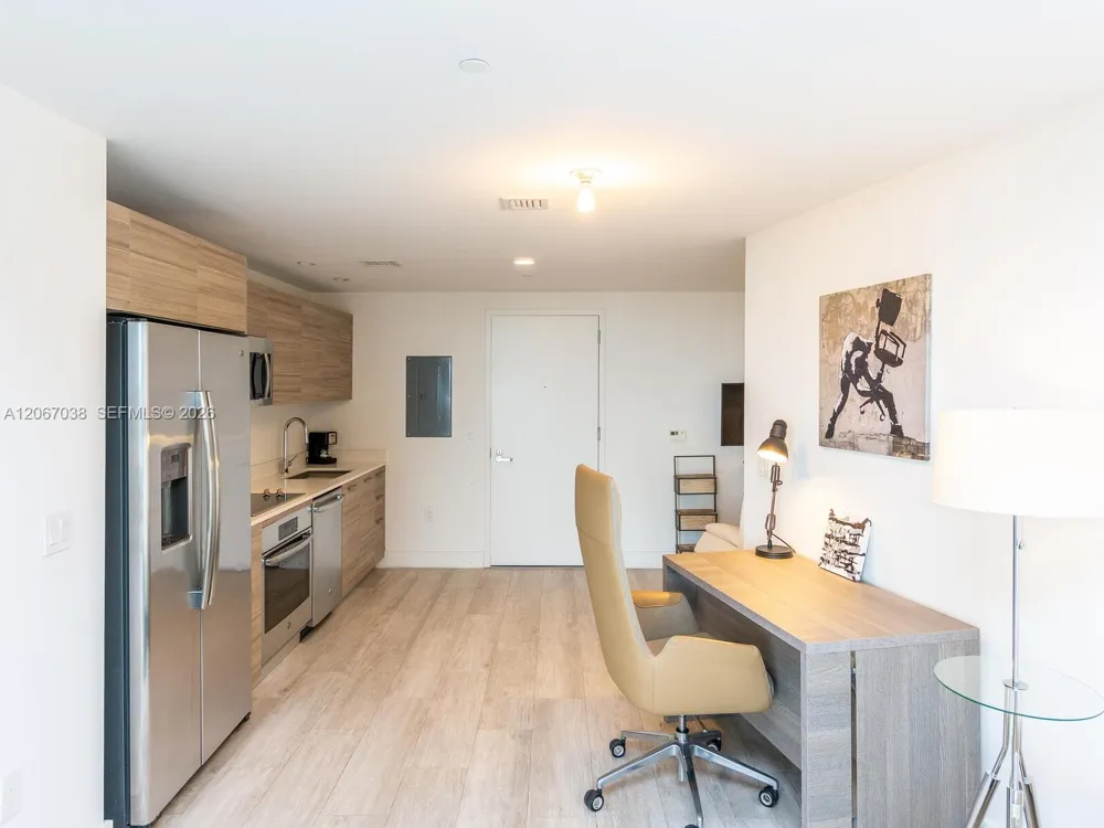 121 NE 34th St #1014 Miami, FL 33137