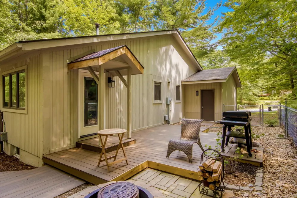 4441 E Timberwood Drive Acme Township, MI 49686