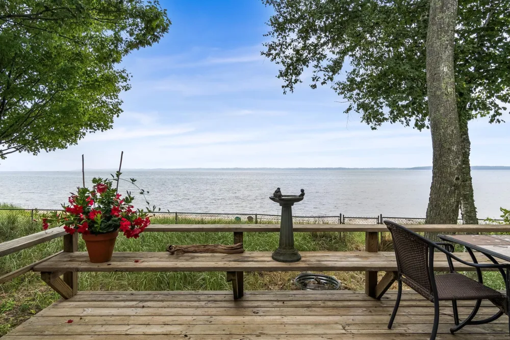 5628 MacKenzie Drive Milton Township, MI 49648