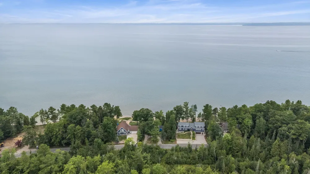 5628 MacKenzie Drive Milton Township, MI 49648