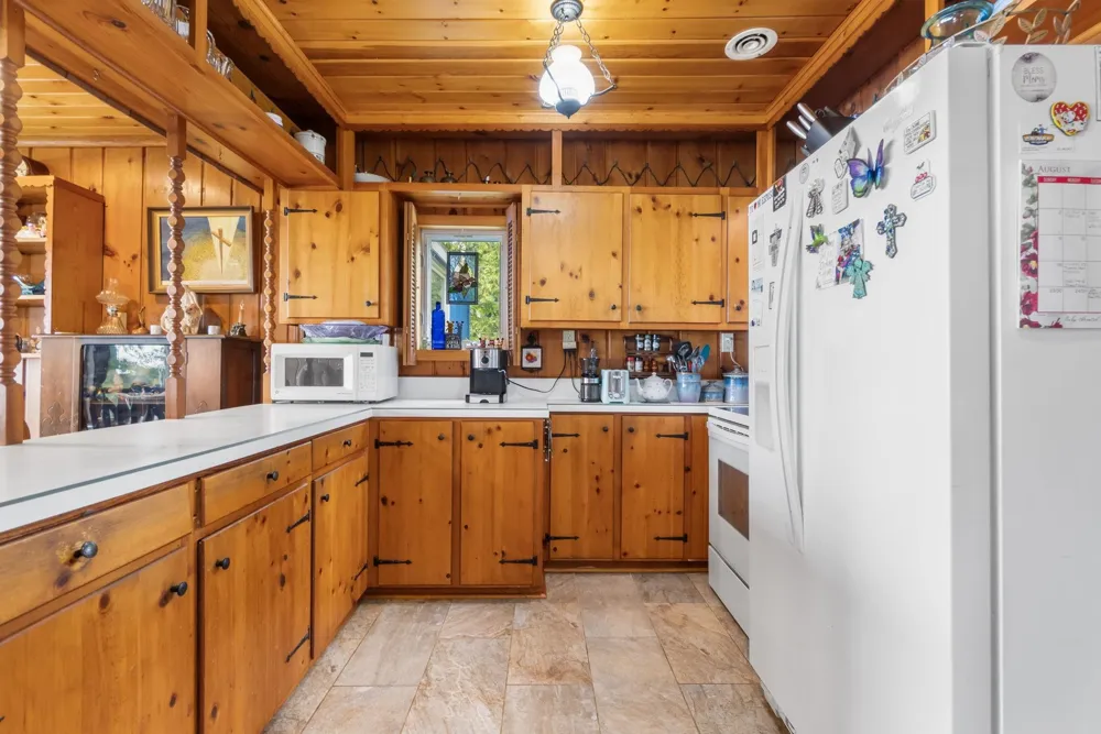 5628 MacKenzie Drive Milton Township, MI 49648
