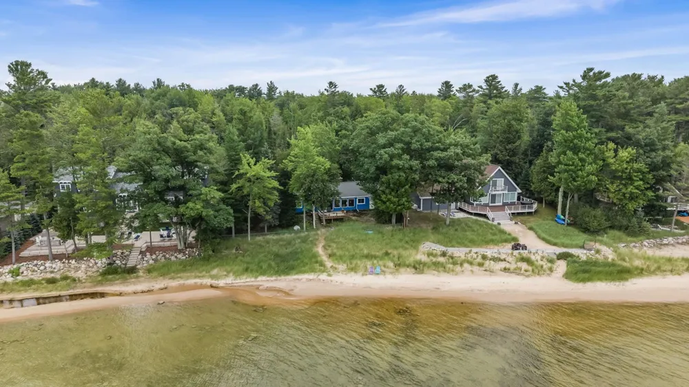 5628 MacKenzie Drive Milton Township, MI 49648