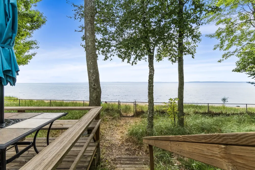 5628 MacKenzie Drive Milton Township, MI 49648