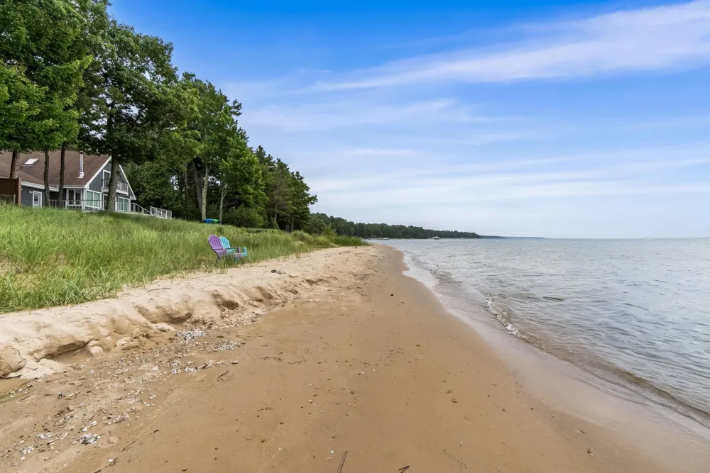 5628 MacKenzie Drive Milton Township, MI 49648