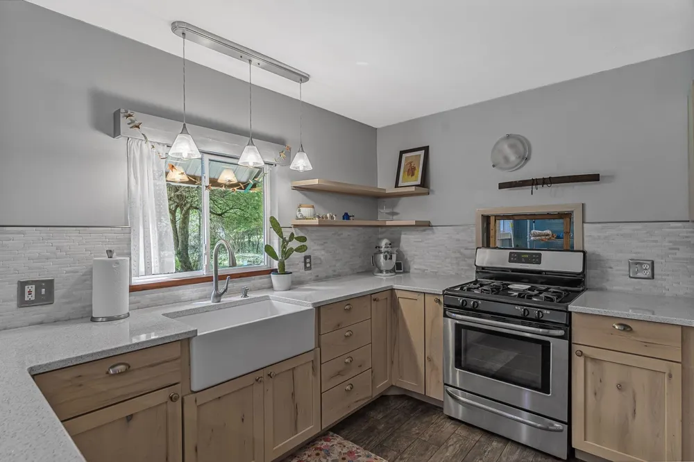 8594 W Old State Road Central Lake Township, MI 49622