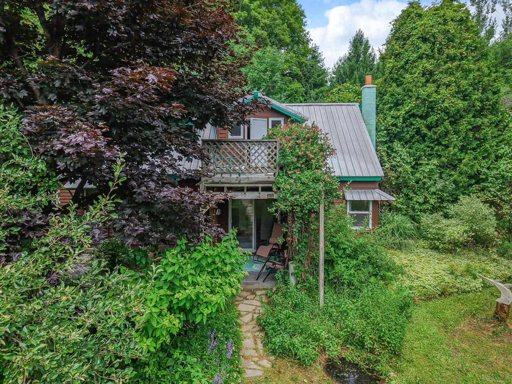 8594 W Old State Road Central Lake Township, MI 49622