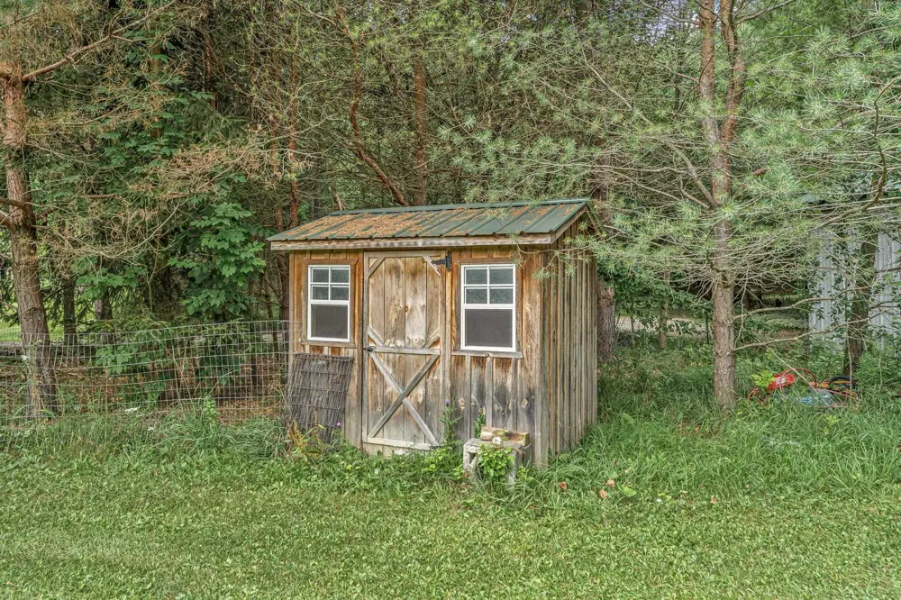 8594 W Old State Road Central Lake Township, MI 49622