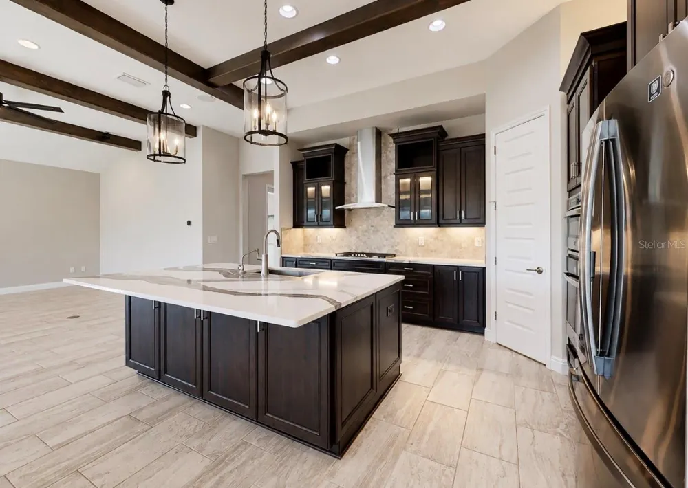 14610 RED CASTLE AVE Lithia, FL 33547