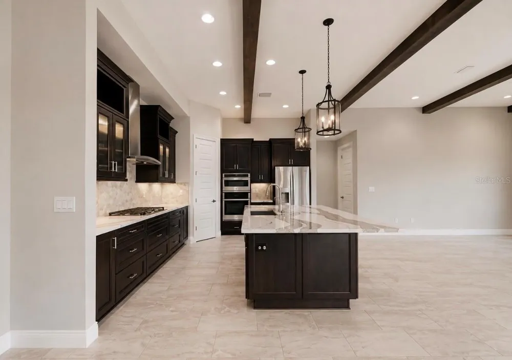 14610 RED CASTLE AVE Lithia, FL 33547