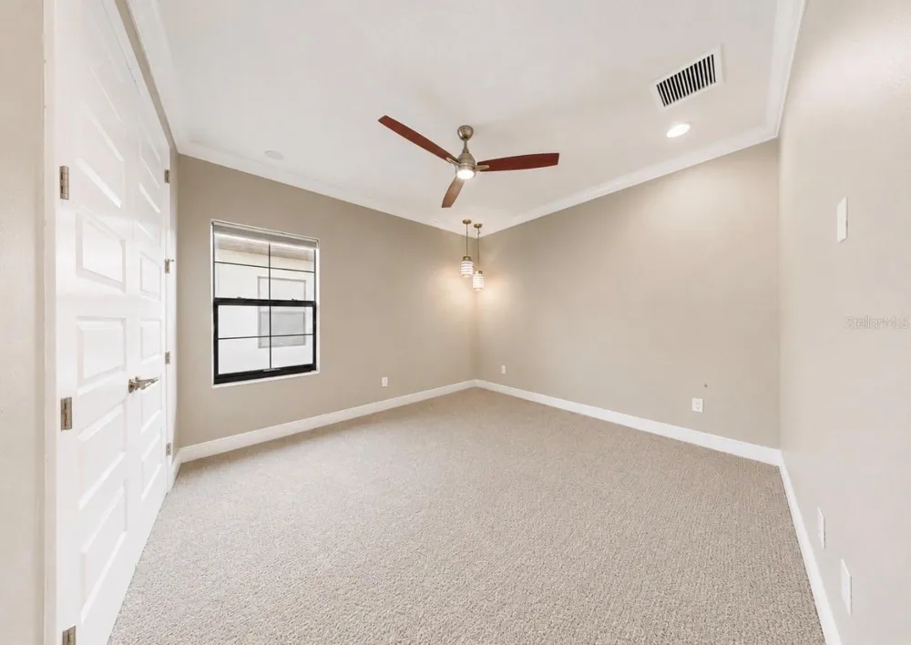 14610 RED CASTLE AVE Lithia, FL 33547