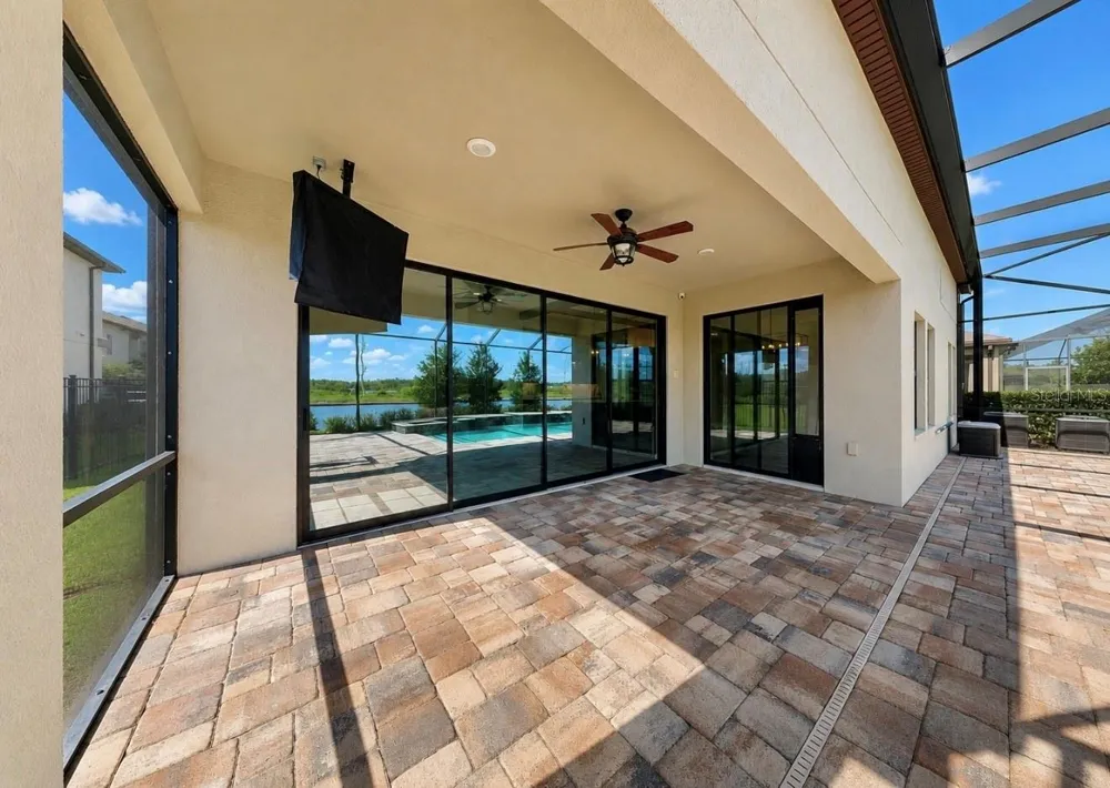 14610 RED CASTLE AVE Lithia, FL 33547