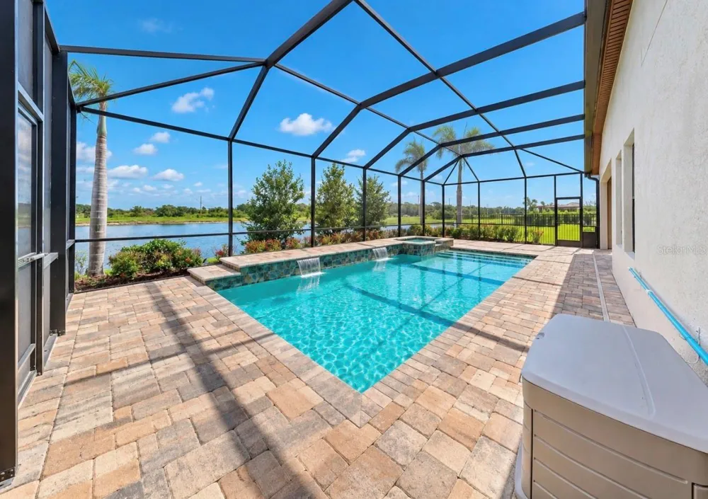 14610 RED CASTLE AVE Lithia, FL 33547