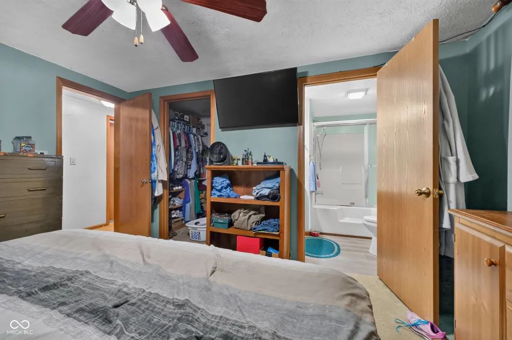 2885 W Pear Tree Lane Crawfordsville, IN 47933