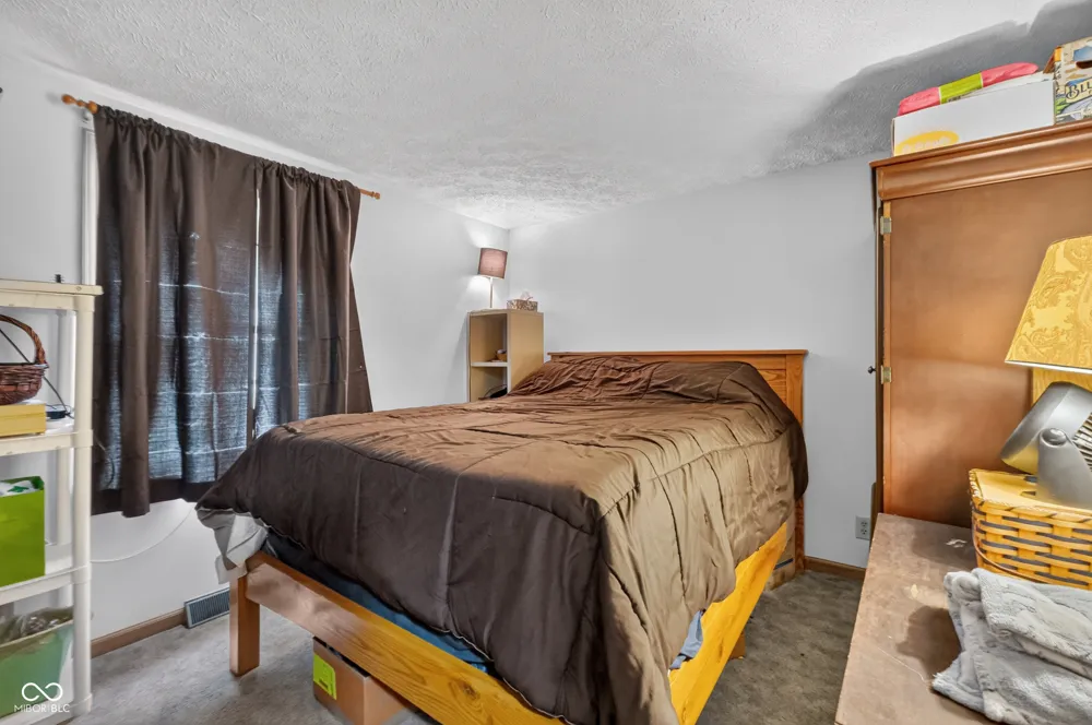 2885 W Pear Tree Lane Crawfordsville, IN 47933