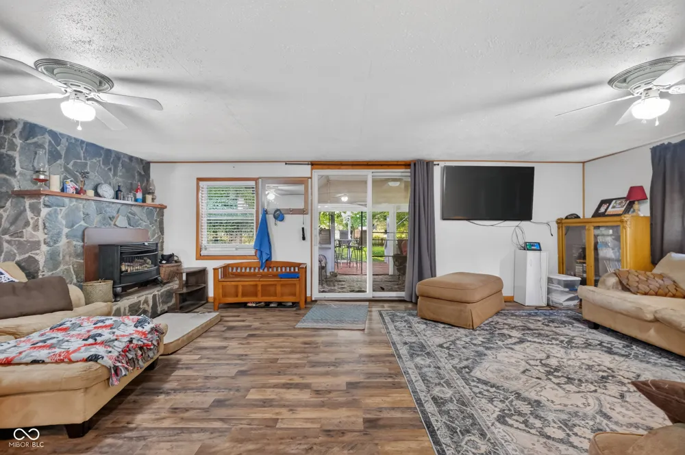 2885 W Pear Tree Lane Crawfordsville, IN 47933