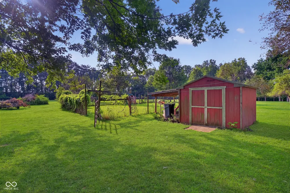 2885 W Pear Tree Lane Crawfordsville, IN 47933