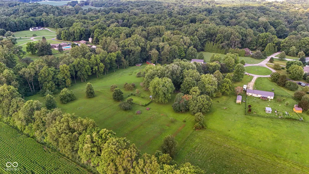 2885 W Pear Tree Lane Crawfordsville, IN 47933